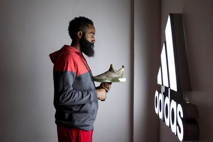 哈登大胡子成商业资产 合同条款锁死形象