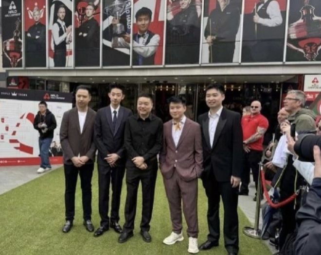 赵心童世锦赛卫冕之旅开启 低调让位丁俊晖引关